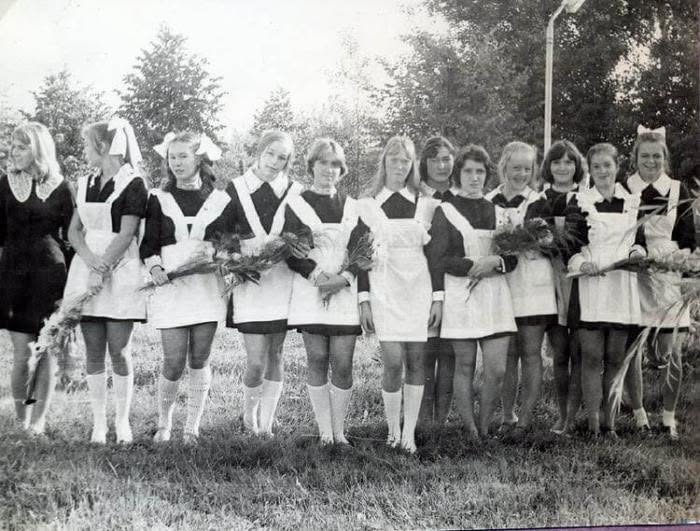 Как выглядели выпускницы 1970-х: 9 фото другой эпохи